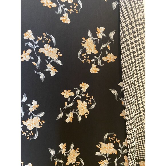 Calvin Klein Sz Large Houndstooth Floral Ruffled Button-Up Top - Picture 7 of 7